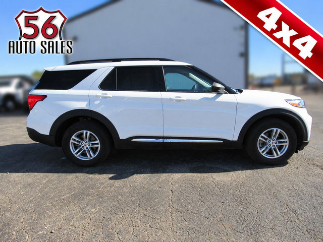 Used 2022 Ford Explorer XLT w/ Equipment Group 202A AWD/4WD image 1