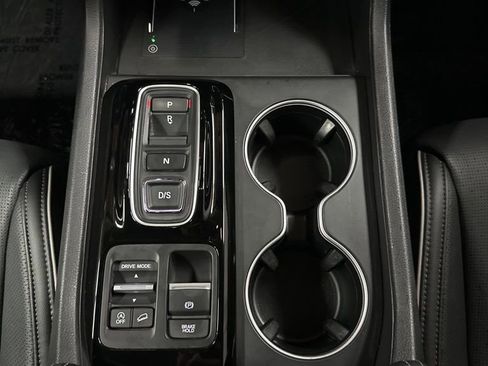 Used 2024 Honda Pilot Elite image 24