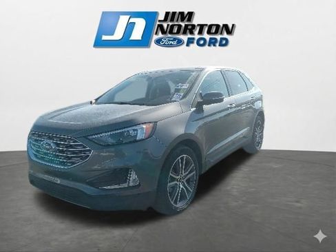 Used 2023 Ford Edge Titanium w/ Class II Trailer Tow Package AWD/4WD image 4