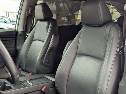 Used 2024 Honda Odyssey EX-L image 14