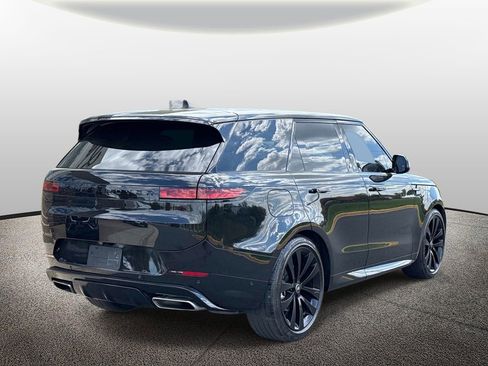 Used 2025 Land Rover Range Rover Sport Dynamic SE AWD/4WD image 2
