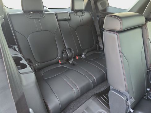 New 2025 Honda Pilot Black Edition image 12