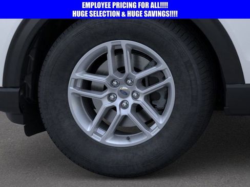 New 2026 Ford Explorer Active w/ Active Comfort Package RWD image 19