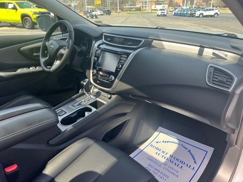 Used 2024 Nissan Murano SL image 13