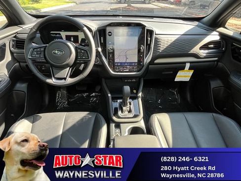 Used 2025 Subaru Forester Limited AWD/4WD image 9
