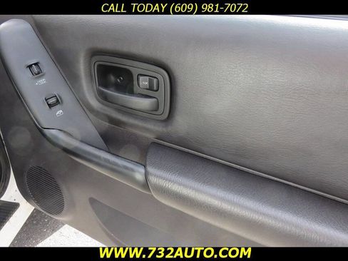 Used 2000 Jeep Cherokee Sport image 17