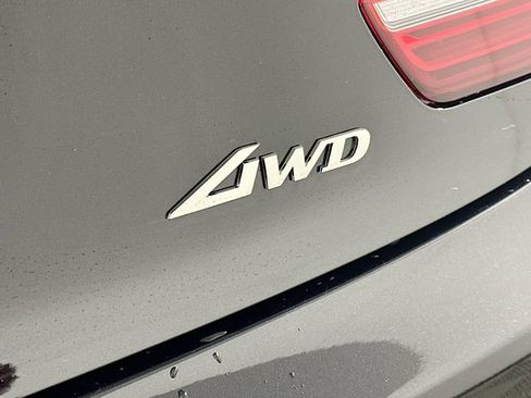 New 2025 Genesis G80 2.5T Advanced image 25