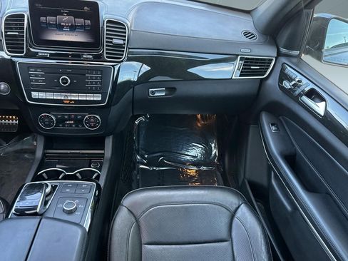 Used 2019 Mercedes-Benz GLS 550 4MATIC w/ Driver Assistance Package image 27