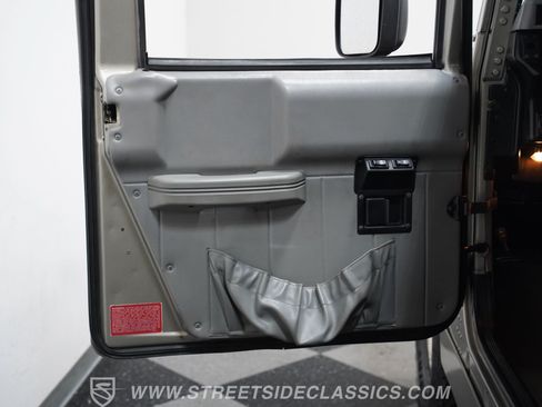Used 1998 HUMMER H1 4-Door Open Top AWD/4WD image 35