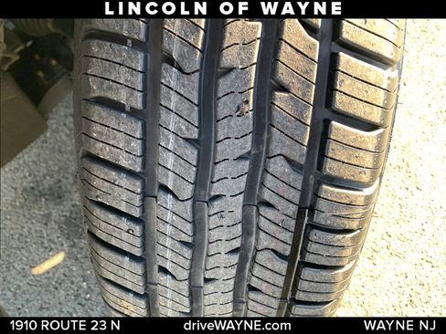 Certified 2022 Lincoln Corsair AWD w/ Equipment Group 101A image 27