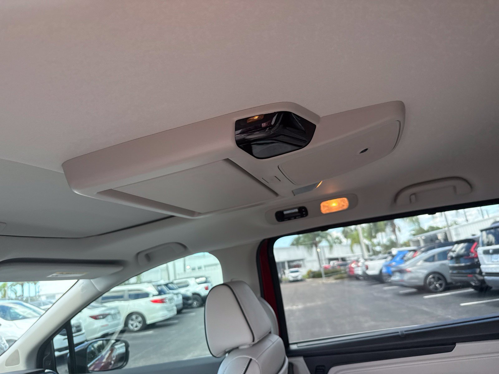 Certified 2025 Honda Odyssey Touring image 10