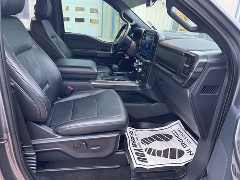 Used 2022 Ford F150 XLT w/ Equipment Group 302A High image 13