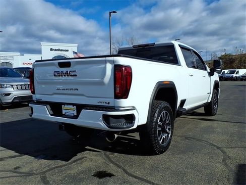 Used 2023 GMC Sierra 3500 AT4 w/ AT4 Premium Plus Package image 7