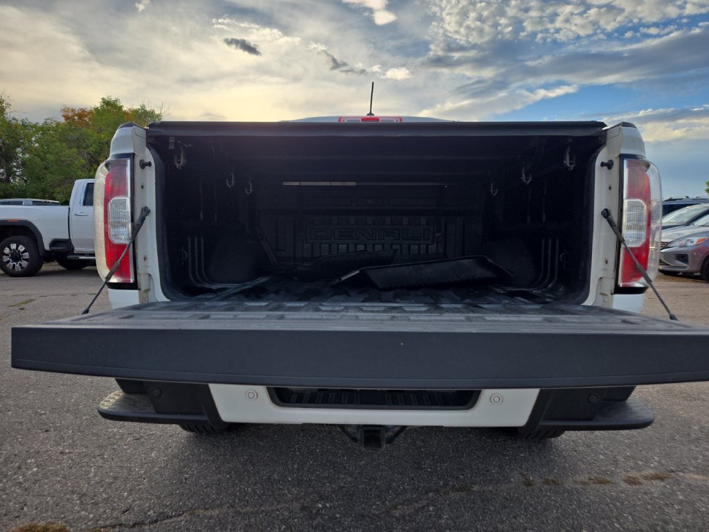 Used 2020 GMC Canyon Denali AWD/4WD image 16