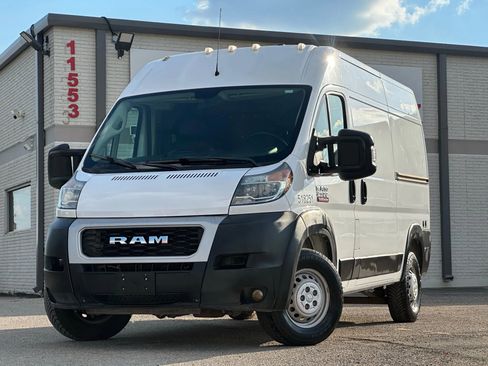 Used 2021 RAM ProMaster 2500 w/ Convenience Group image 2