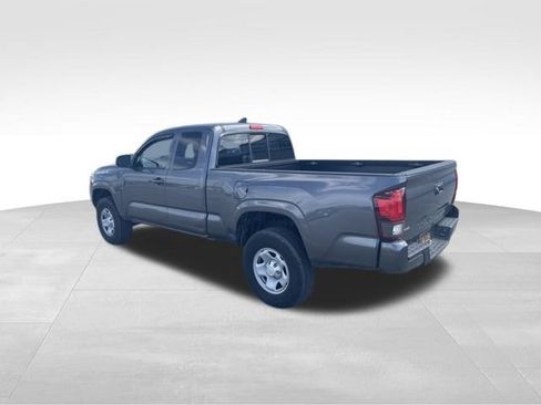 Used 2019 Toyota Tacoma SR w/ SR Convenience Package RWD image 9