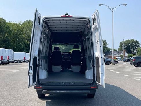 New 2026 Mercedes-Benz Sprinter 2500 image 5