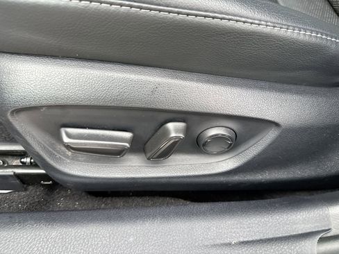 Used 2023 Toyota Camry XSE image 14