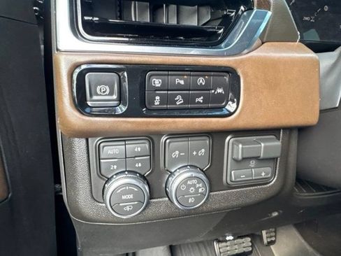 Used 2026 GMC Yukon XL Denali Ultimate w/ LPO, Floor Liner Package AWD/4WD image 49