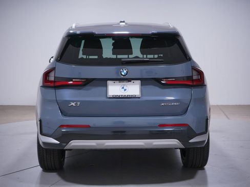 Used 2023 BMW X1 xDrive28i w/ Convenience Package image 5