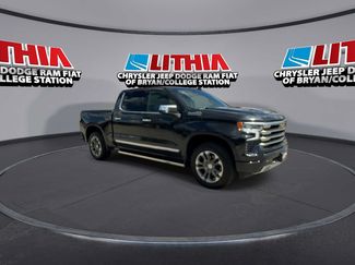Used 2023 Chevrolet Silverado 1500 High Country w/ Technology Package AWD/4WD video 2