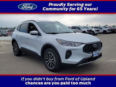 New 2025 Ford Escape SE