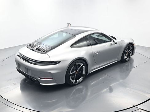 Certified 2026 Porsche 911 Carrera S w/ Premium Package RWD image 41