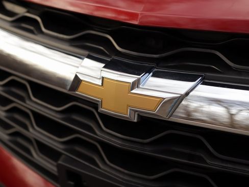 Used 2024 Chevrolet Blazer LT image 32