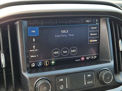Used 2019 Chevrolet Colorado LT w/ LT Convenience Package RWD image 15