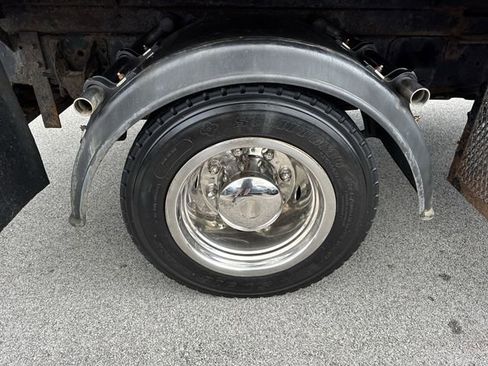 Used 2005 Chevrolet Kodiak C4500 2WD Regular Cab image 24