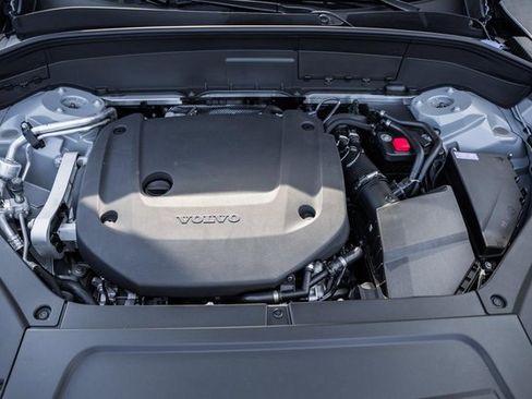 New 2026 Volvo XC90 B6 Ultra w/ Protection Package image 19