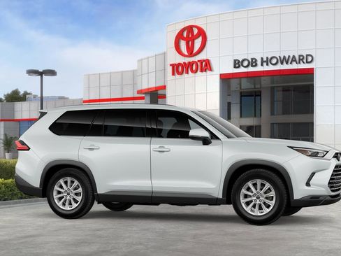 New 2026 Toyota Grand Highlander FWD image 27