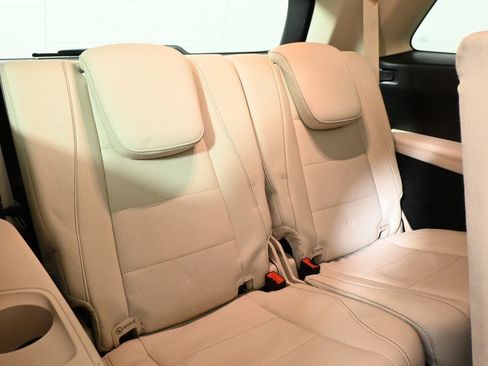 Used 2023 Mercedes-Benz GLS 450 4MATIC image 37