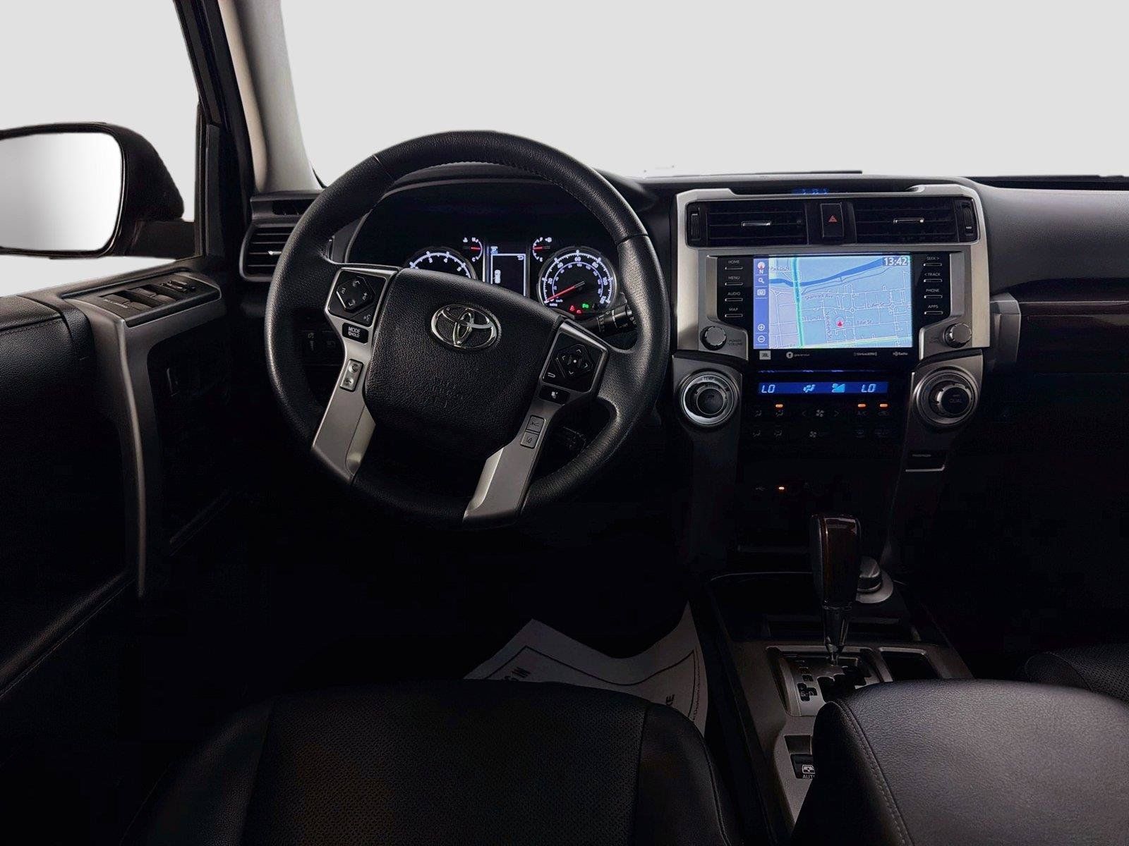 Used 2021 Toyota 4Runner Limited AWD/4WD image 23