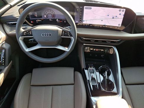 Certified 2026 Audi Q5 Prestige AWD/4WD image 11