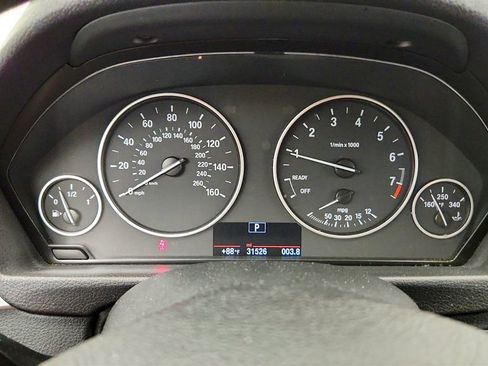 Used 2018 BMW 320i xDrive Sedan w/ Convenience Package AWD/4WD image 15