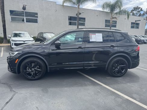 Used 2023 Volkswagen Tiguan SE R-Line FWD image 6