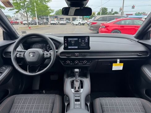 New 2026 Honda HR-V Sport image 5