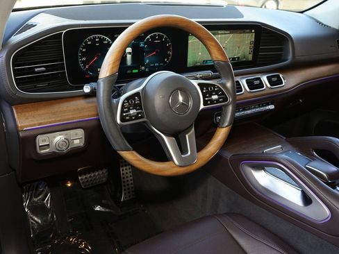 Used 2020 Mercedes-Benz GLS 580 4MATIC image 8