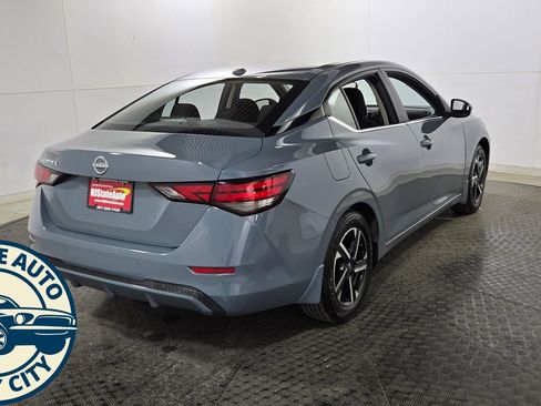 Used 2025 Nissan Sentra SV FWD image 7