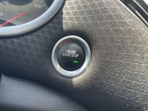Used 2023 Chevrolet Malibu LT FWD image 16