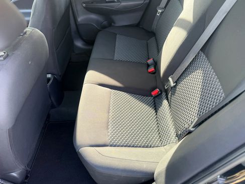 Used 2021 Nissan Versa S image 19