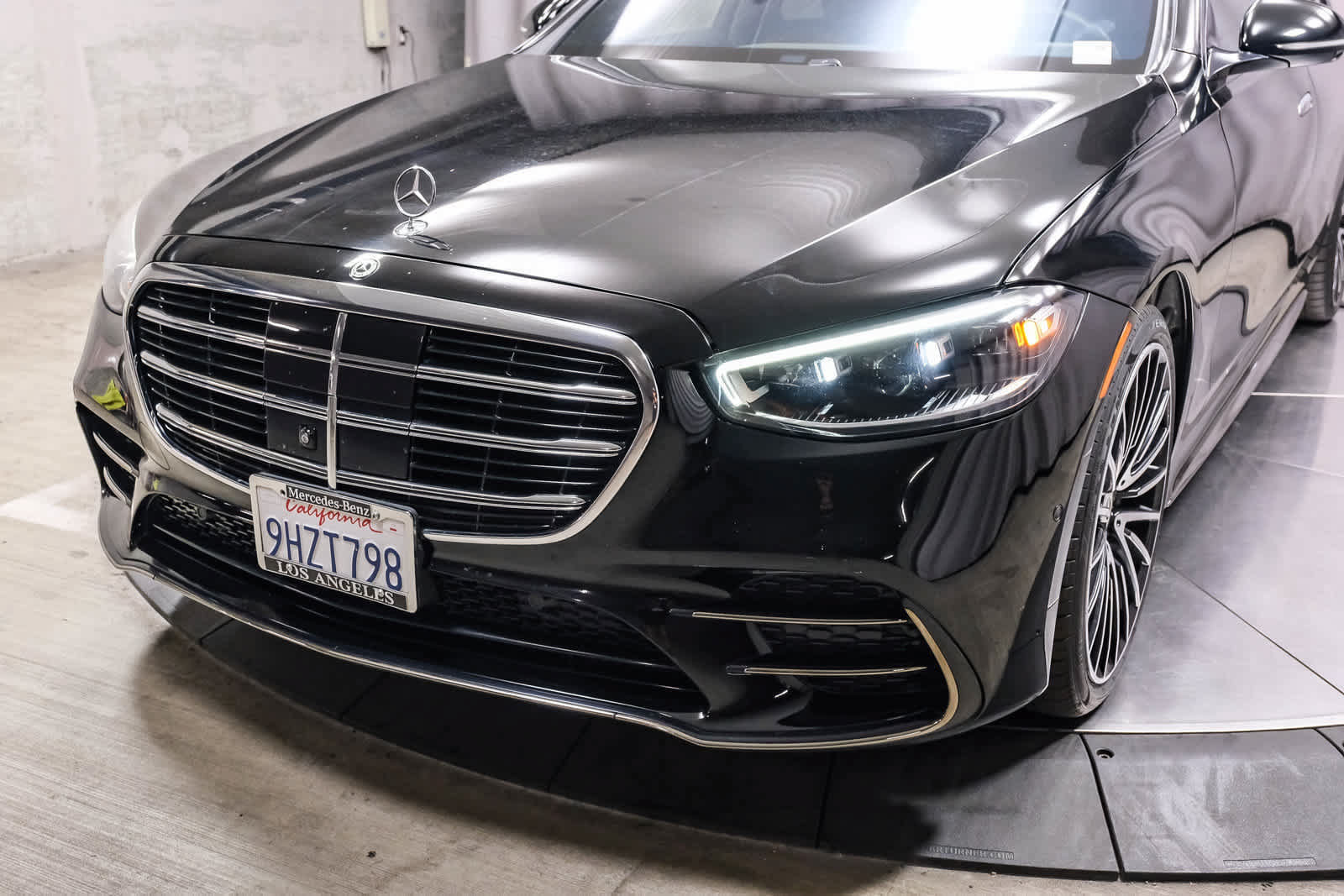 Certified 2023 Mercedes-Benz S 580 4MATIC Sedan image 11