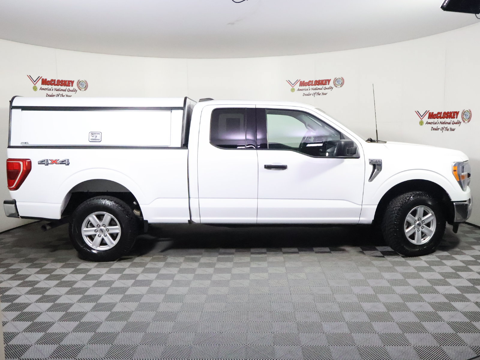 Used 2022 Ford F150 XLT w/ Equipment Group 301A Mid AWD/4WD image 3