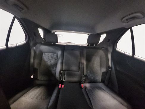 Used 2022 Chevrolet Equinox LT image 13