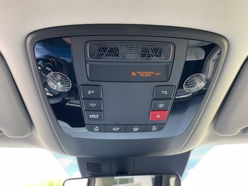 New 2026 Kia Carnival EX FWD image 19