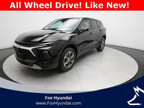 Used 2025 Chevrolet Blazer LT image 1