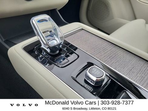 New 2026 Volvo XC90 T8 Ultra w/ Protection Package Premier AWD/4WD image 24