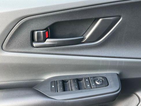 Used 2024 Toyota Prius LE image 27