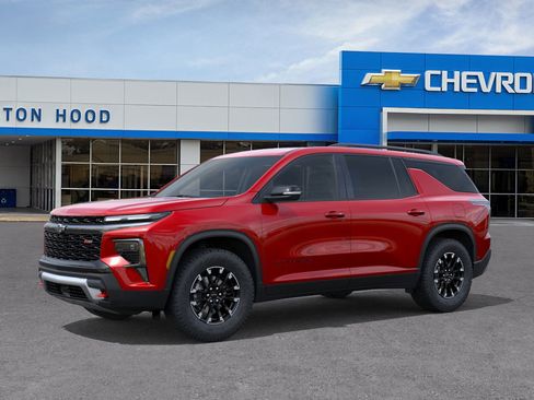 New 2026 Chevrolet Traverse Z71 w/ Driver Confidence Package image 2